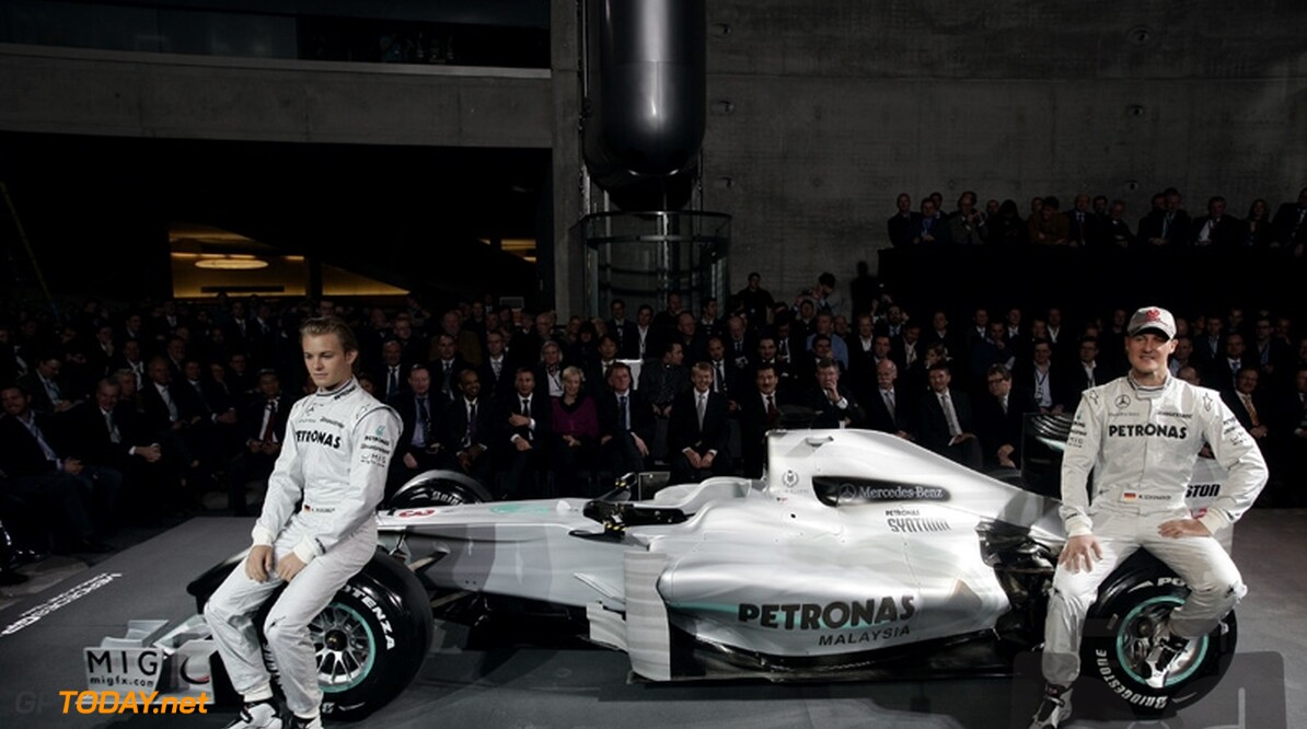 Mercedes GP troefde drie teams af voor Petronas-sponsoring