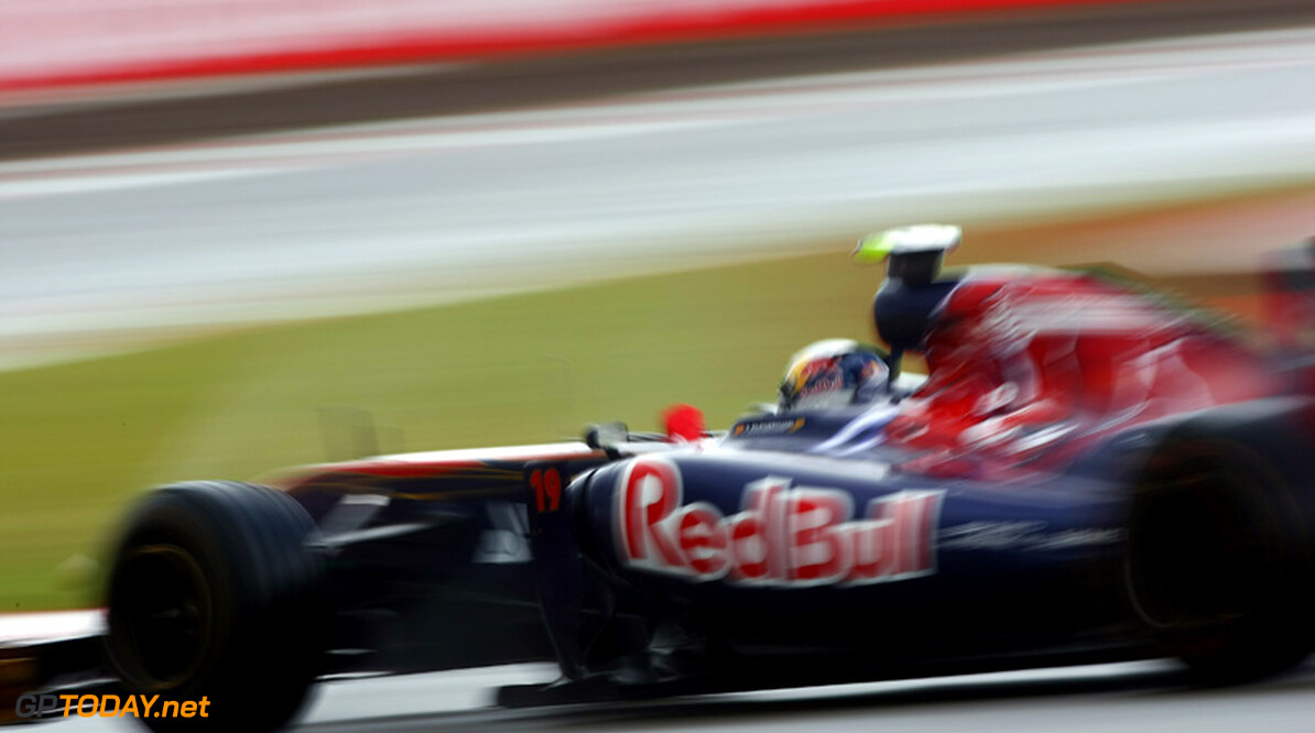 Buemi voelt druk voor toekomst bij Scuderia Toro Rosso toenemen