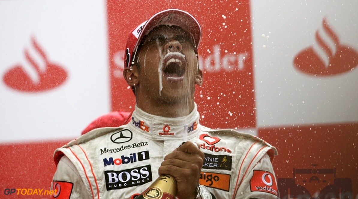 Hamilton wint Duitse Grand Prix, Piquet Jr. op het podium