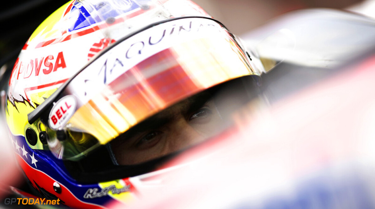 Williams test met Pastor Maldonado in Abu Dhabi