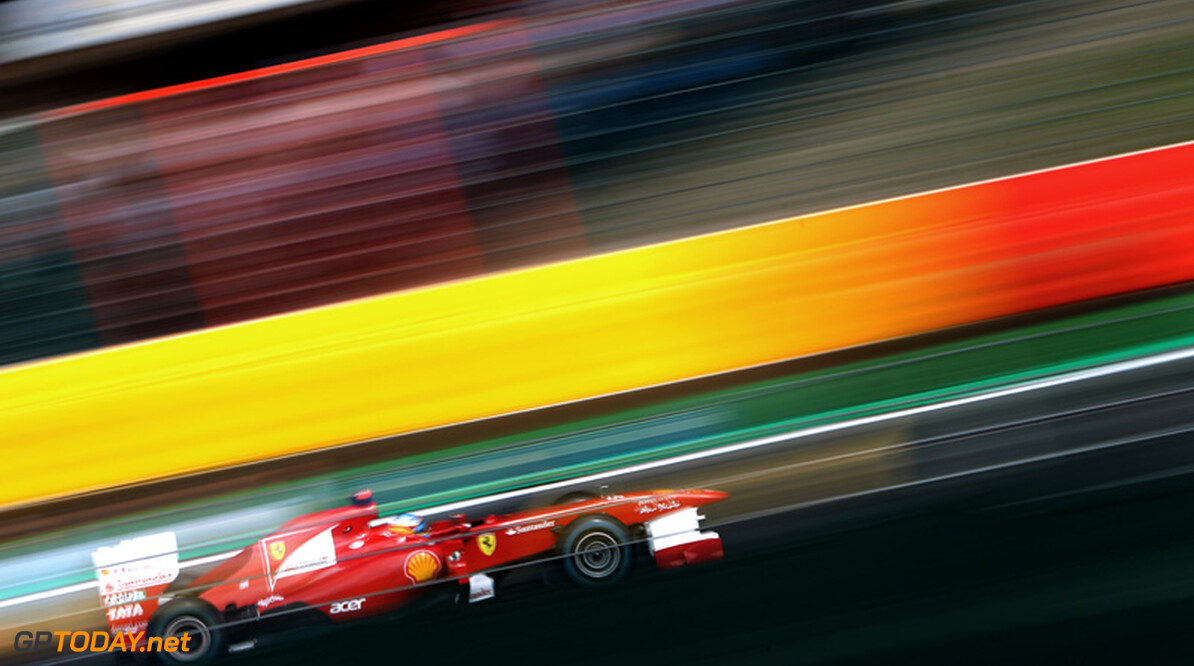 Alonso: "De safety car heeft Vettel geholpen aan overwinning in Spa-Francorchamps"