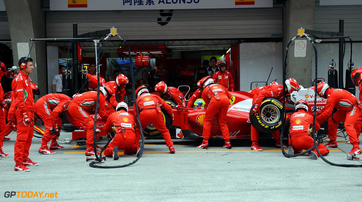 Ferrari fastest pit crew in 2012 - analysis
