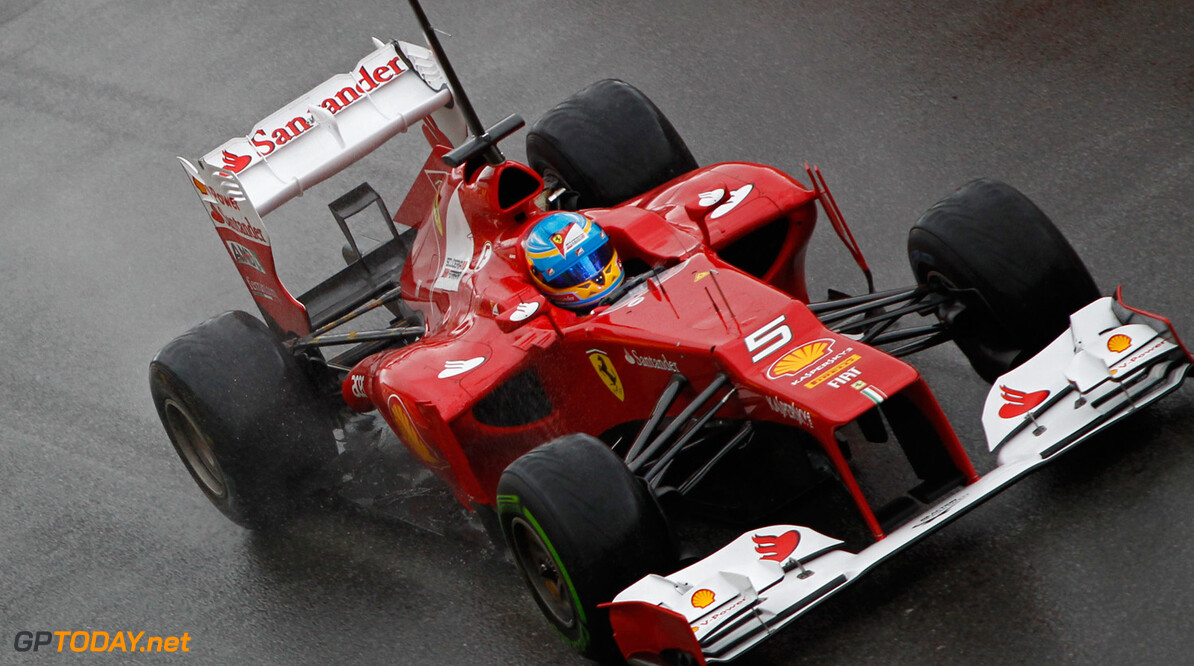 Ferrari ontkent salaris van 30 miljoen euro voor Alonso
