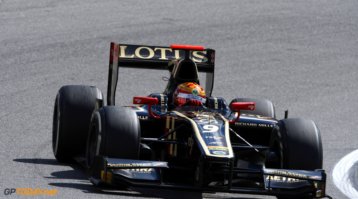 James Calado remains with Lotus GP for 2013
