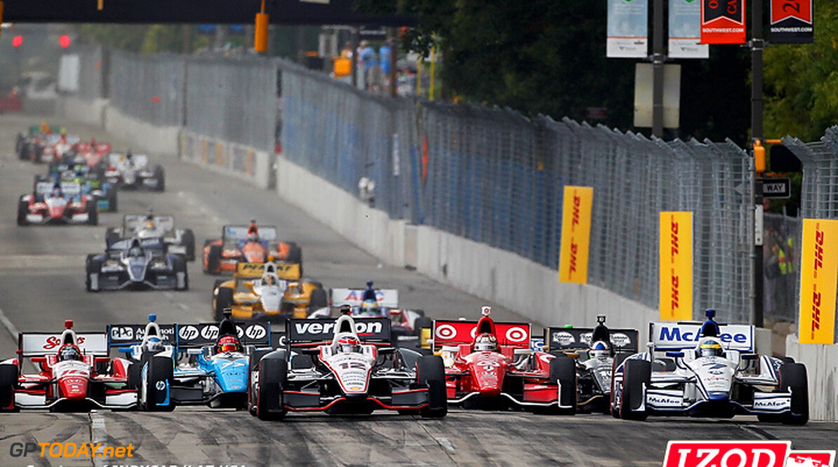 2012 IndyCar Baltimore Priority
31 August - 2 September, 2012, Baltimore, Maryland, USA.Will Power battles Sebastien Bourdais into turn one ahead of the pack on a restart..(c)2012, Phillip Abbott.LAT Photo USA.IMAGE COURTESY OF INDYCAR FOR EDITORIAL USAGE ONLY.  MANDATORY CREDIT: "INDYCAR/LAT USA"

Phillip Abbott



Will Power Sebastien Bourdais 2012 IndyCar Baltimore