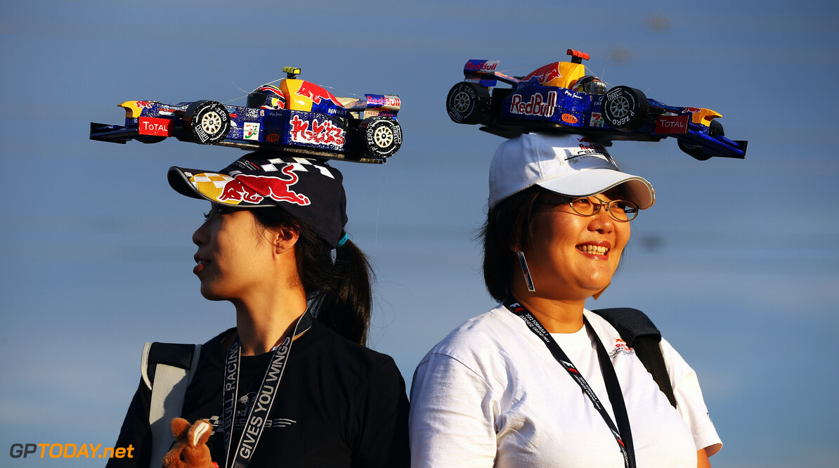141020456KR00315_F1_Grand_P
SUZUKA, JAPAN - OCTOBER 05:  Red Bull Racing fans are seen following practice for the Japanese Formula One Grand Prix at the Suzuka Circuit on October 5, 2012 in Suzuka, Japan.  (Photo by Clive Rose/Getty Images)
F1 Grand Prix of Japan - Practice
Clive Rose
Suzuka
Japan

Formula One Racing