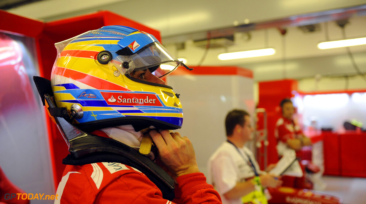 Ferrari clamp down on Alonso's social media activity