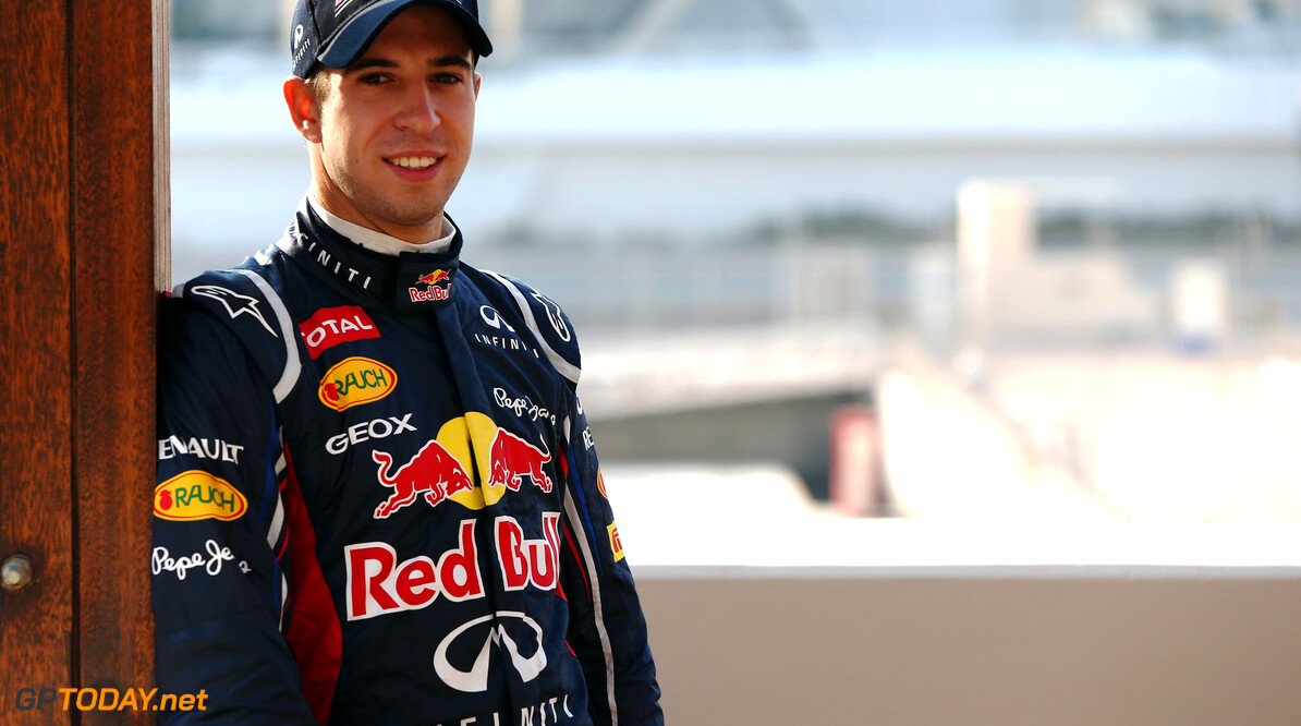 155720872AH00029_F1_Young_D
ABU DHABI, UNITED ARAB EMIRATES - NOVEMBER 06:  Antonio Felix da Costa of Portugal and testing for Red Bull Racing during the F1 Young Driver Test at Yas Marina Circuit on November 6, 2012 in Abu Dhabi, United Arab Emirates.  (Photo by Andrew Hone/Getty Images) *** Local Caption *** Antonio Felix da Costa
F1 Young Driver Tests - Abu Dhabi
Andrew Hone
Abu Dhabi
United Arab Emirates

Formula One Racing