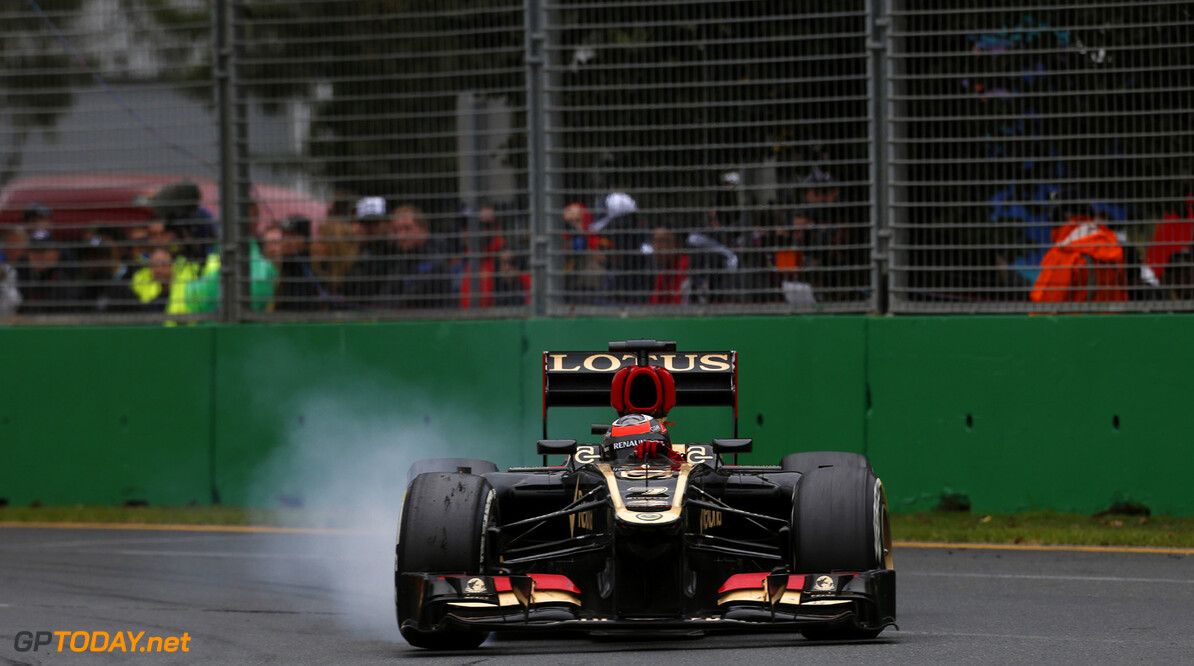 Lotus en Ferrari steken stokje voor aanpassing banden