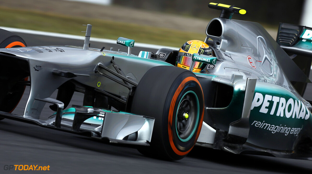 Mercedes replaces Hamilton's chassis after finding cracks