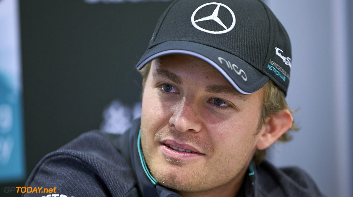 Rosberg aanvaardt aansprakelijkheid voor botsing met Hamilton