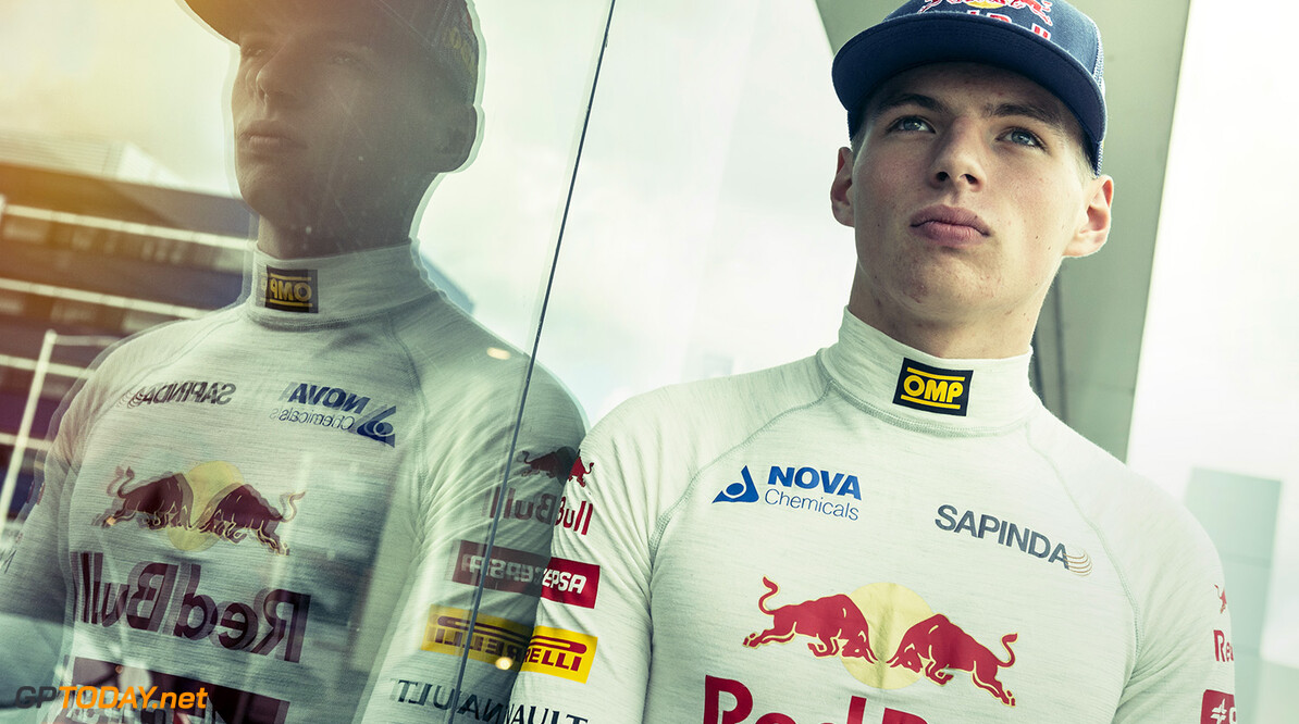Max Verstappen poses for a portrait during the F1 Showrun in Rotterdam, The Netherlands on August 29th, 2014. // Jarno Schurgers/Red Bull Content Pool // P-20140829-00031 // Usage for editorial use only // Please go to www.redbullcontentpool.com for further information. // 
Max Verstappen - Portrait

Rotterdam
Netherlands

P-20140829-00031