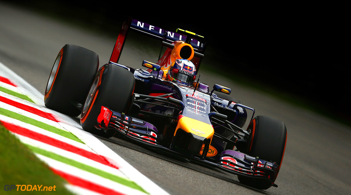 MONZA, ITALY - SEPTEMBER 05:  Daniel Ricciardo of Australia and Infiniti Red Bull Racing drives during Practice ahead of the F1 Grand Prix of Italy at Autodromo di Monza on September 5, 2014 in Monza, Italy.  (Photo by Paul Gilham/Getty Images) *** Local Caption *** Daniel Ricciardo
F1 Grand Prix of Italy - Practice
Paul Gilham
Monza
Italy
