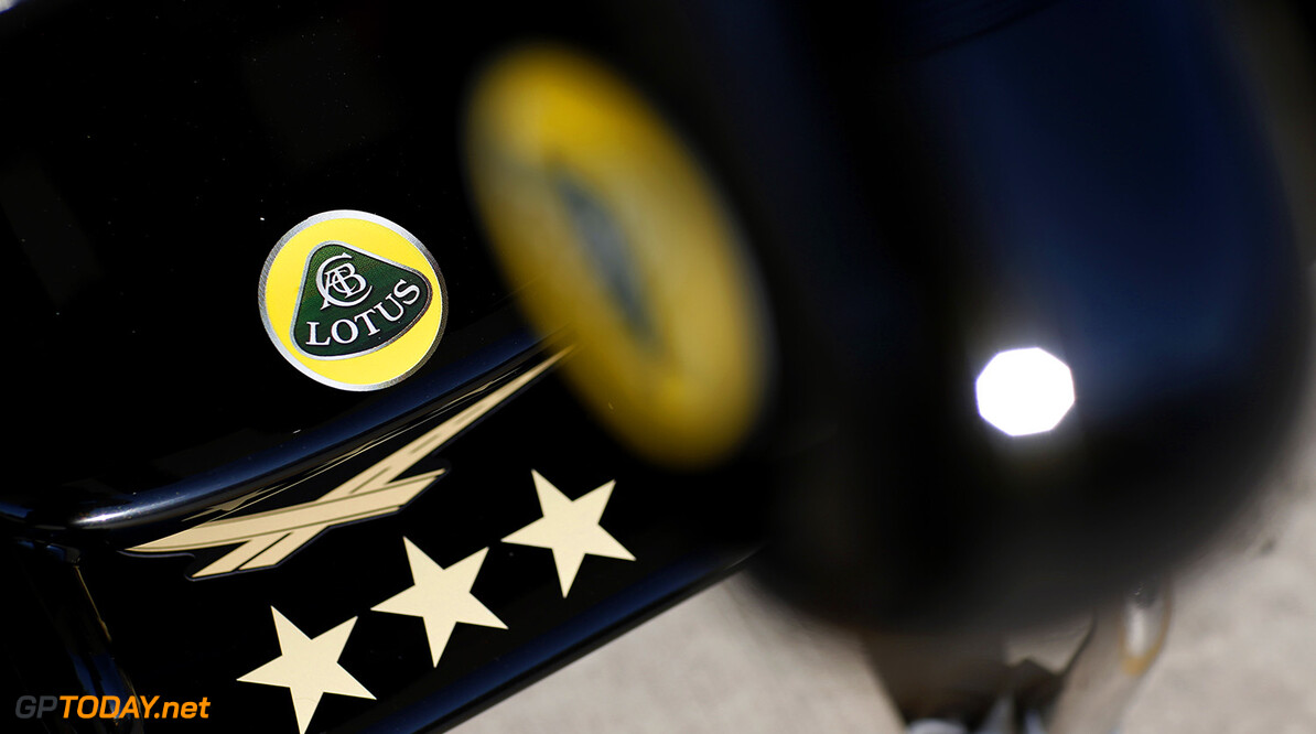 _R6T8168.jpg
Circuit of the Americas, Austin, Texas, United States of America.
Thursday 30 October 2014.
Lotus F1 nose detail.
World Copyright: Alastair Staley/LAT Photographic.
ref: Digital Image _R6T8168
--------------------
Alastair Staley / Lotus F1
2014 FIA Formula One World Championship
United States Grand Prix
30 October 2014
Circuit of the Americas, Austin, Texas, United States of America.
Thursday 30 October 2014.
Lotus F1 nose detail.
World Copyright: Alastair Staley/LAT Photographic.
ref: Digital Image _R6T8168
Alastair Staley



formula 1 formula one f1 gp