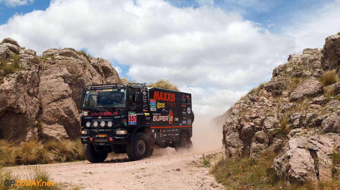 Copyright 2015 Dakar Press team

Roeland Heuff



557 Frans van Lankveld - Martijn van Lankveld - Mark van den Heu Dakar 2015 Stage 02 Villa Carlos Paz - San Juan 5-jan-2015