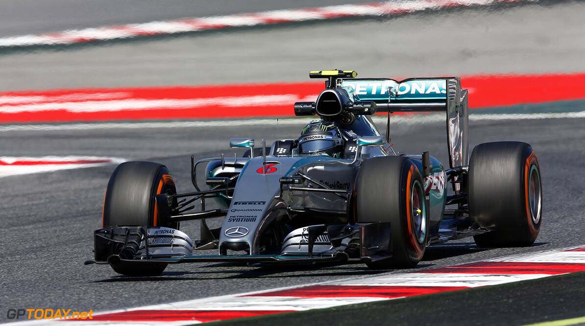Testupdate Barcelona: Rosberg luncht als leider