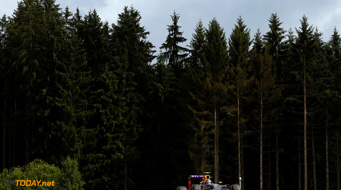 SPIELBERG, AUSTRIA - JUNE 19:  Daniil Kvyat of Russia and Infiniti Red Bull Racing drives during practice for the Formula One Grand Prix of Austria at Red Bull Ring on June 19, 2015 in Spielberg, Austria.  (Photo by Charles Coates/Getty Images) // Getty Images/Red Bull Content Pool // P-20150619-00341 // Usage for editorial use only // Please go to www.redbullcontentpool.com for further information. // 
F1 Grand Prix of Austria - Practice
Charles Coates
Spielberg Bei Knittelfeld
Austria

P-20150619-00341