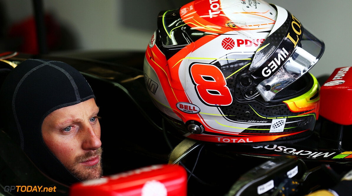 Grosjean has to choose between Lotus and Haas