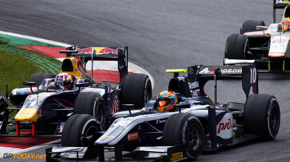 2015 GP2 Series Round 4. Red Bull Ring, Spielberg, Austria.
Saturday 20 June 2015.
Pierre Gasly (FRA, DAMS) & Artem Markelov (RUS, RUSSIAN TIME) 
Photo: Alastair Staley/GP2 Media Service
ref: Digital Image _R6T3564

Alastair Staley



Race One feature action