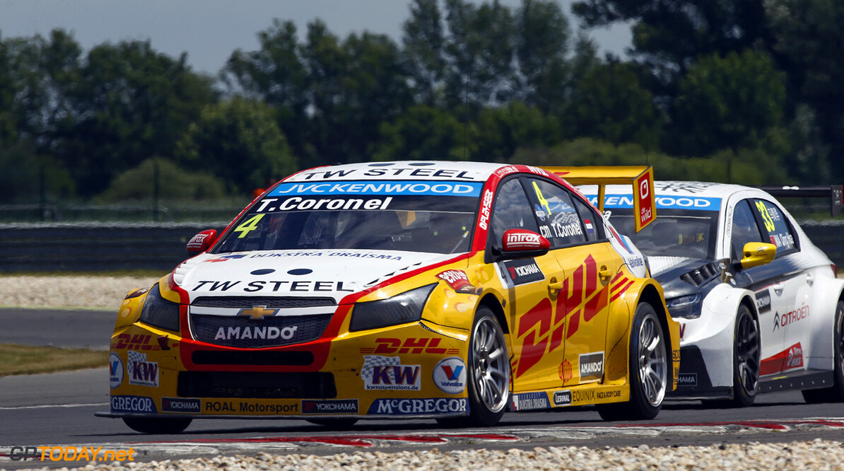 04 CORONEL Tom (ned) Chevrolet Cruze team Roal motorsport action during the 2015 FIA WTCC World Touring Car Championship race of Slovakia at Slovakia Ring, from June 19 to 21st 2015. Photo Florent Gooden / DPPI.
AUTO - WTCC SLOVAKIA 2015
Florent Gooden
Orechova Poton
Slovaquie

AUTO CHAMPIONNAT DU MONDE CIRCUIT COURSE FIA JUIN JUNE Motorsport SLOVAQUIE TOURISME WTCC