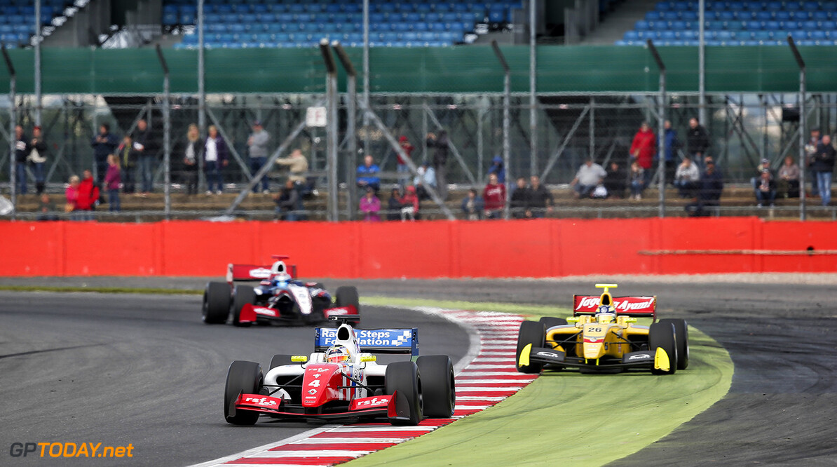 04 ROWLAND Oliver (GBR) Fortec Motorsports (GBR) action during the 2015 World Series by Renault from September 3 to 5th  2015, at Silverstone, England. Photo Alexandre Guillaumot  / DPPI.
AUTO - WSR SILVERSTONE 2015
Alexandre Guillaumot
Silverstone
Angleterre

2.0 2015 Auto Car CHAMPIONNAT ESPAGNE Europe FORMULA RENAULT FORMULES FR FR 3.5 MONOPLACE Motorsport Race RENAULT SPORT series Sport UNIPLACE VOITURES WORLD WORLD SERIES BY RENAULT WSR ANGLETERRE