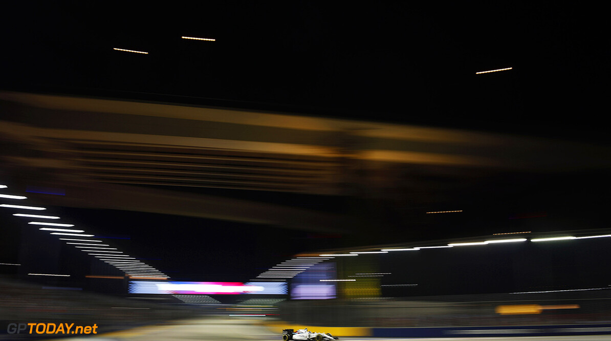 Marina Bay Circuit, Singapore.
Sunday 20 September 2015.
Valtteri Bottas, Williams FW37 Mercedes.
Photo: Glenn Dunbar/Williams
ref: Digital Image W89P5860





Action