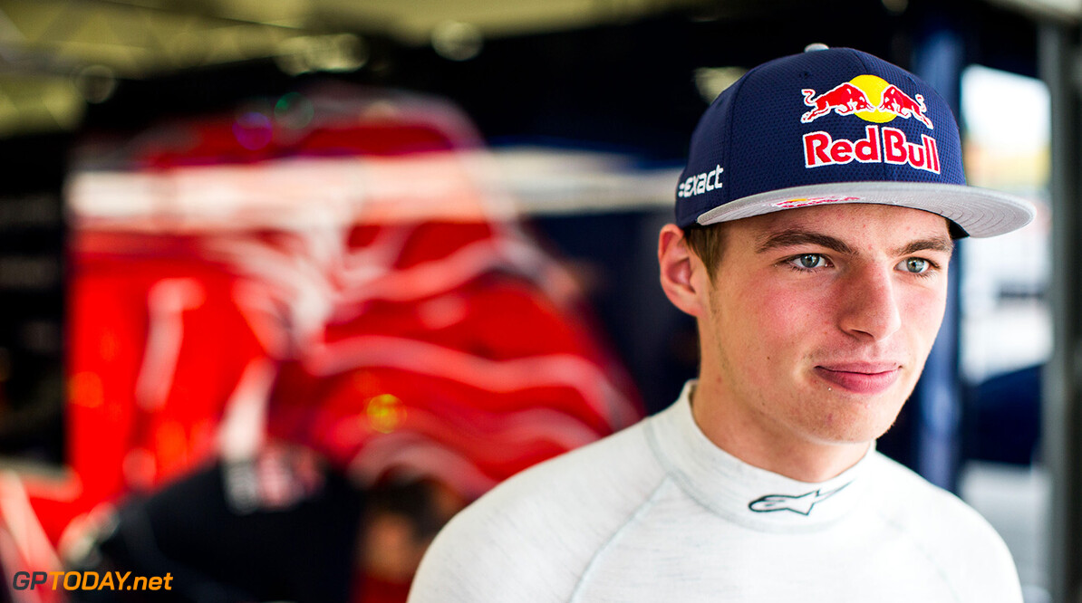 SUZUKA, JAPAN - SEPTEMBER 25:  Max Verstappen of Scuderia Toro Rosso and The Netherlands during practice for the Formula One Grand Prix of Japan at Suzuka Circuit on September 25, 2015 in Suzuka.  (Photo by Peter Fox/Getty Images) // Getty Images/Red Bull Content Pool // P-20150925-00130 // Usage for editorial use only // Please go to www.redbullcontentpool.com for further information. // 
F1 Grand Prix of Japan - Practice
Peter Fox
Suzuka
Japan

P-20150925-00130