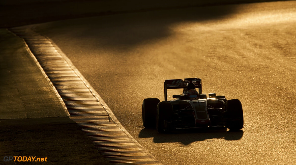 160224RF23944
BARCELONA, SPAIN - 24 FEBRUARY 2016: #8 Romain Grosjean (FRA), Haas F1 Team, during day 1 of Formula 1's Pre-Season Test at Circuit de Barcelona-Catalunya.
Formula 1's Pre-Season Test
Ronald Fleurbaaij
Barcelona
Spain

Sport Sports Autosport Motorsports Auto Car Racewagen Race Car Formule 1 Formula 1 F1 FIA Formula One World Championship Spain Spanje Circuit de Barcelona-Catalunya Pre-Season Test