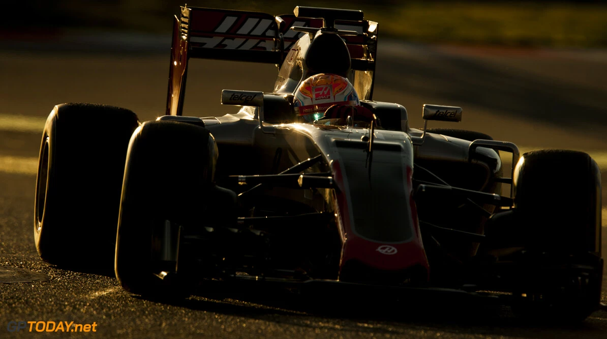 160303RF27614
BARCELONA, SPAIN - 3 MARCH 2016: #8 Romain Grosjean (FRA), Haas F1 Team, during day 7 of Formula 1's Pre-Season Test at Circuit de Barcelona-Catalunya.
Formula 1's Pre-Season Test
Ronald Fleurbaaij
Barcelona
Spain

Sport Sports Autosport Motorsports Auto Car Racewagen Race Car Formule 1 Formula 1 F1 FIA Formula One World Championship Spain Spanje Circuit de Barcelona-Catalunya Pre-Season Test