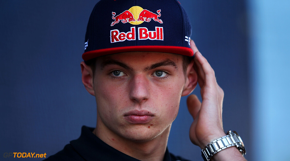 MELBOURNE, AUSTRALIA - MARCH 20:  Max Verstappen of Netherlands and Scuderia Toro Rosso talks to the fans on stage during the Australian Formula One Grand Prix at Albert Park on March 20, 2016 in Melbourne, Australia.  (Photo by Lars Baron/Getty Images) // Getty Images / Red Bull Content Pool  // P-20160320-00097 // Usage for editorial use only // Please go to www.redbullcontentpool.com for further information. // 
Australian F1 Grand Prix
Lars Baron
Melbourne
Australia

P-20160320-00097