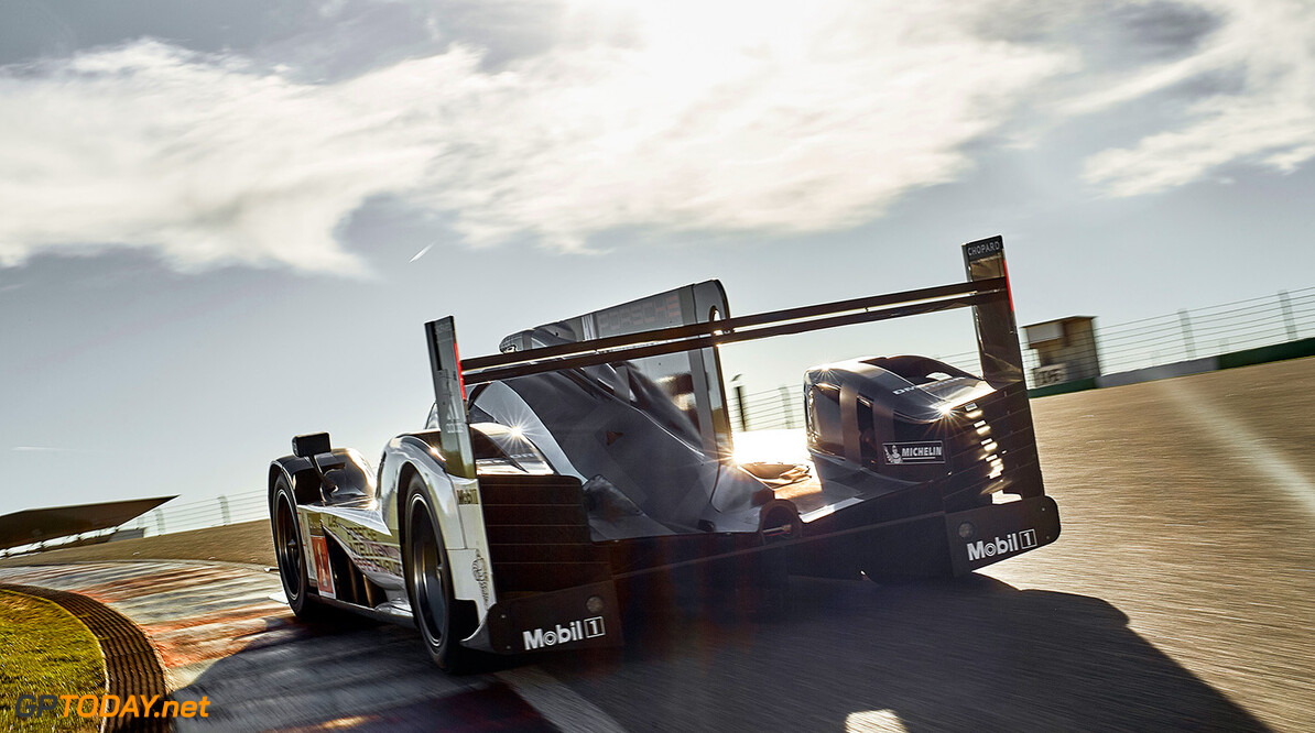 Porsche pakt voorlopige pole in Le Mans