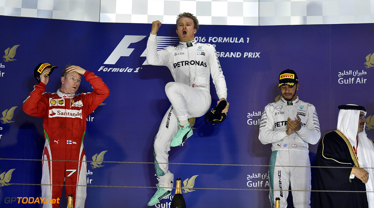 <b>Race verslag: </b>Nico Rosberg zegeviert in vermakelijk Bahrein