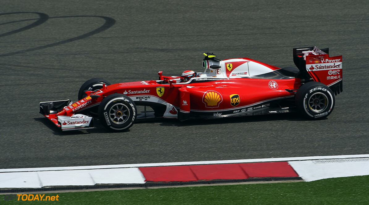 Raikkonen neemt Vettel niets kwalijk na crash in eerste bocht