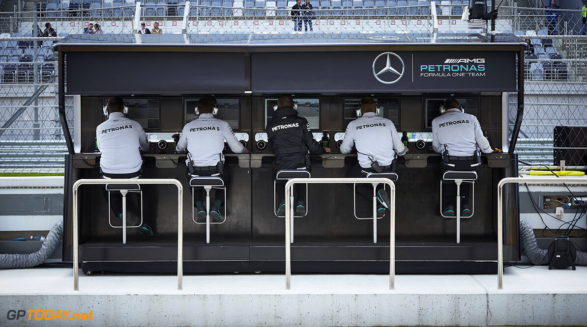 Mercedes inspecteert 1.200 onderdelen na crash