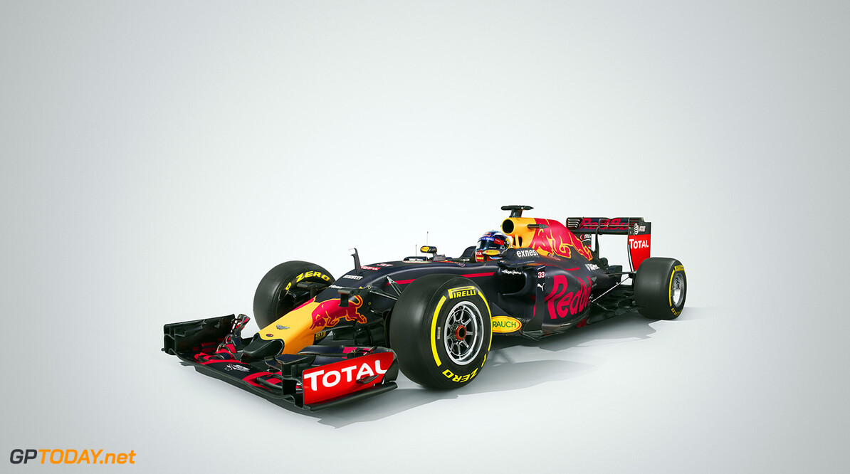 Max Verstappen's Red Bull Racing RB12 seen during a studio shoot in UK on February 20th, 2016 // Benedict Redgrove / Red Bull Content Pool // P-20160509-01559 // Usage for editorial use only // Please go to www.redbullcontentpool.com for further information. // 
RB12


United Kingdom

P-20160509-01559