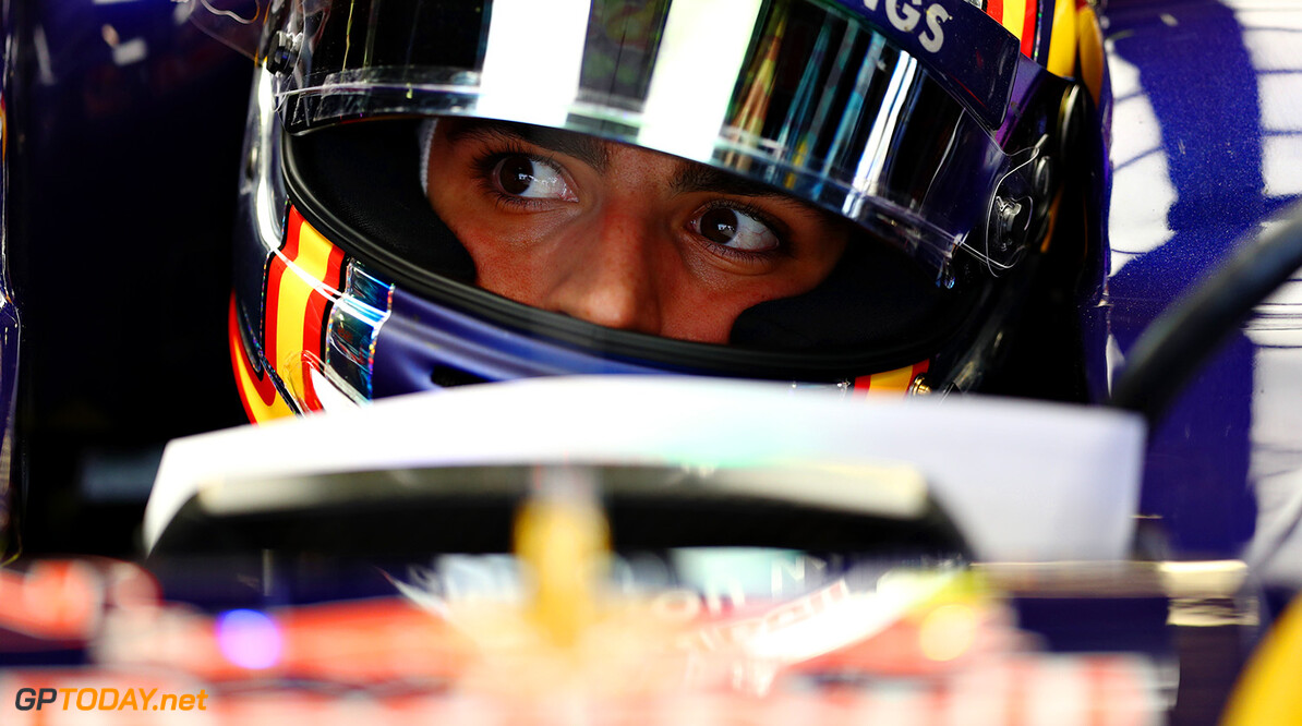 MONTMELO, SPAIN - MAY 13: Carlos Sainz of Spain and Scuderia Toro Rosso sits in his car in the garage during practice for the Spanish Formula One Grand Prix at Circuit de Catalunya on May 13, 2016 in Montmelo, Spain.  (Photo by Clive Mason/Getty Images) // Getty Images / Red Bull Content Pool  // P-20160513-00738 // Usage for editorial use only // Please go to www.redbullcontentpool.com for further information. // 
Spanish F1 Grand Prix - Practice
Clive Mason

Spain

P-20160513-00738