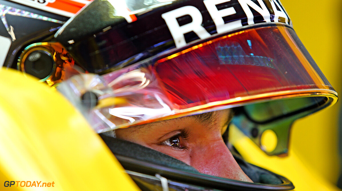 Testupdate: Esteban Ocon bovenaan na zonnige ochtend op Silverstone