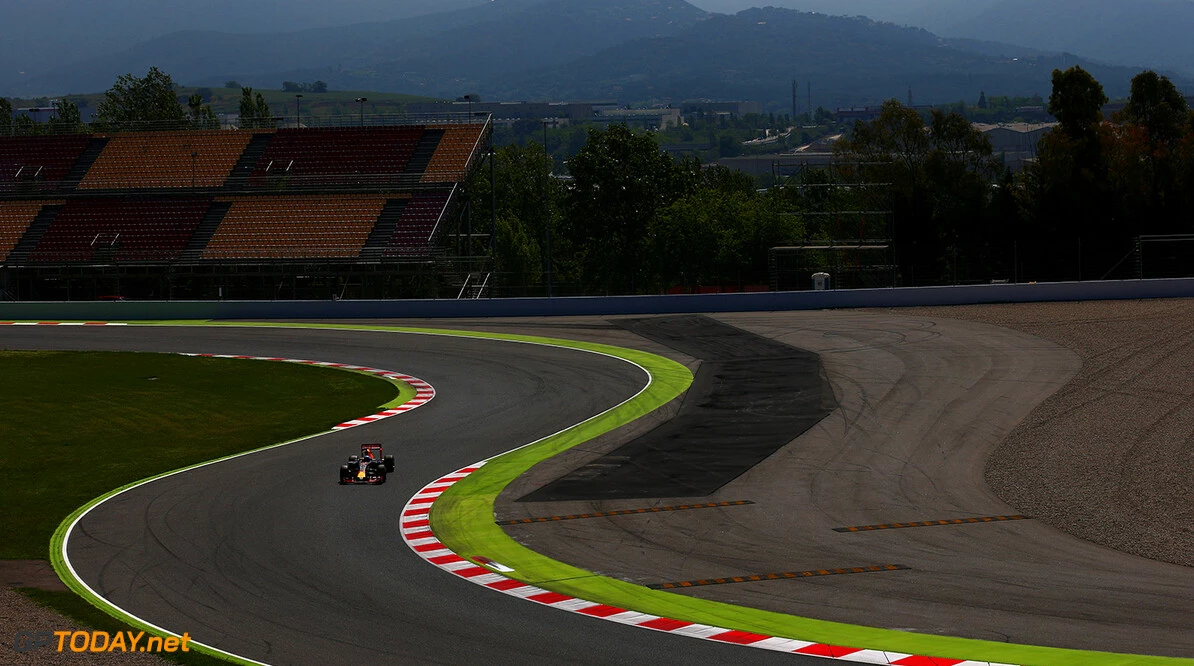 MONTMELO, SPAIN - MAY 18:  Max Verstappen of the Netherlands drives the 6 Red Bull Racing Red Bull-TAG Heuer RB12 TAG Heuer during day two of formula one testing at Circuit de Catalunya on May 18, 2016 in Montmelo, Spain.  (Photo by Dan Istitene/Getty Images) // Getty Images / Red Bull Content Pool  // P-20160518-00403 // Usage for editorial use only // Please go to www.redbullcontentpool.com for further information. // 
F1 Testing In Barcelona
Dan Istitene

Spain

P-20160518-00403