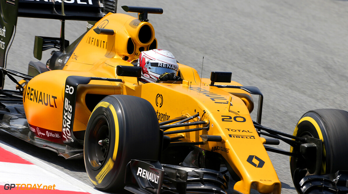 Formula One Testing
Kevin Magnussen (DEN) Renault Sport F1 Team RS16.
Formula One In-Season Testing, Day 2, Wednesday 18th May 2016. Barcelona, Spain.
Motor Racing - Formula One Testing - In-Season Test - Day 2 -  Barcelona, Spain
Renault Sport Formula One Team
Barcelona
Spain

Formula One Formula 1 F1 Circuit Testing Test Spain Barcelona Catalunya In-Season In Season JM567 Action Track REN1604
