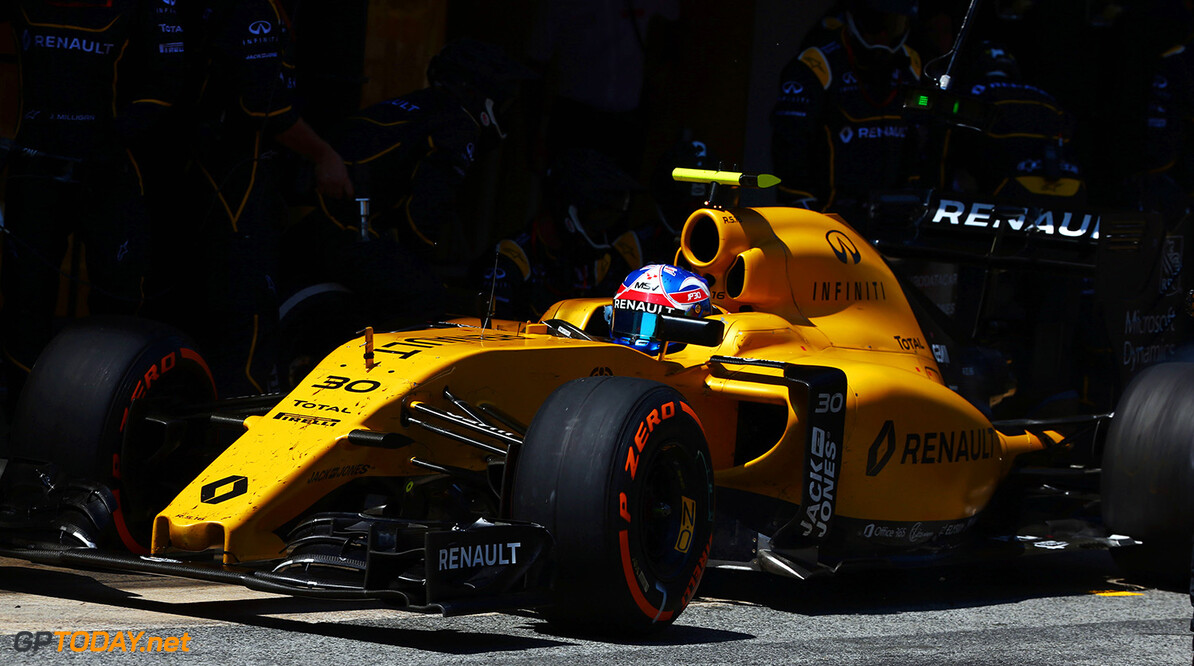 Formula One World Championship
Jolyon Palmer (GBR) Renault Sport F1 Team RS16 makes a pit stop.
Spanish Grand Prix, Sunday 17th May 2016. Barcelona, Spain.
Motor Racing - Formula One World Championship - Spanish Grand Prix - Race Day - Barcelona, Spain
Renault Sport Formula One Team
Barcelona
Spain

Formula One Formula 1 F1 GP Grand Prix Spanish Spain Barcelona Catalunya Circuit de Catalunya Montmelo JM565 Pit Stop Pitstop Action Track GP1605d