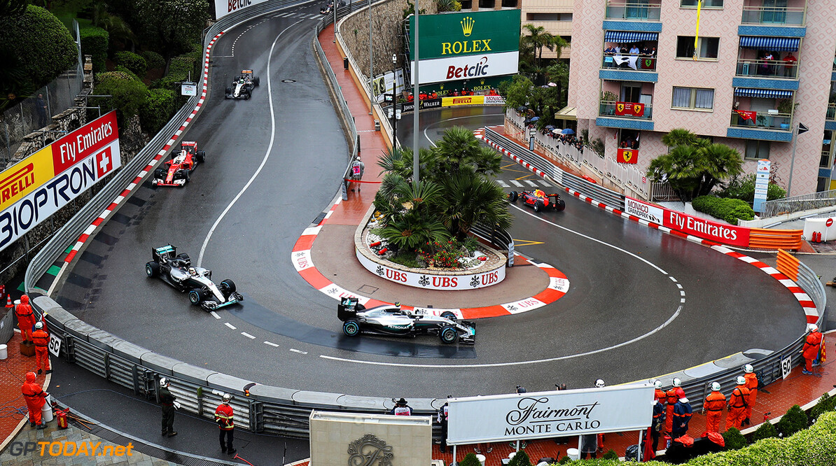 MONTE-CARLO, MONACO - MAY 29: Daniel Ricciardo of Australia driving the (3) Red Bull Racing Red Bull-TAG Heuer RB12 TAG Heuer, leads Lewis Hamilton of Great Britain driving the (44) Mercedes AMG Petronas F1 Team Mercedes F1 WO7 Mercedes PU106C Hybrid turbo, and Nico Rosberg of Germany driving the (6) Mercedes AMG Petronas F1 Team Mercedes F1 WO7 Mercedes PU106C Hybrid turbo on track during the Monaco Formula One Grand Prix at Circuit de Monaco on May 29, 2016 in Monte-Carlo, Monaco.  (Photo by Lars Baron/Getty Images) // Getty Images / Red Bull Content Pool  // P-20160529-02243 // Usage for editorial use only // Please go to www.redbullcontentpool.com for further information. // 
F1 Grand Prix of Monaco
Lars Baron
Monte-Carlo (City)
Monaco

P-20160529-02243