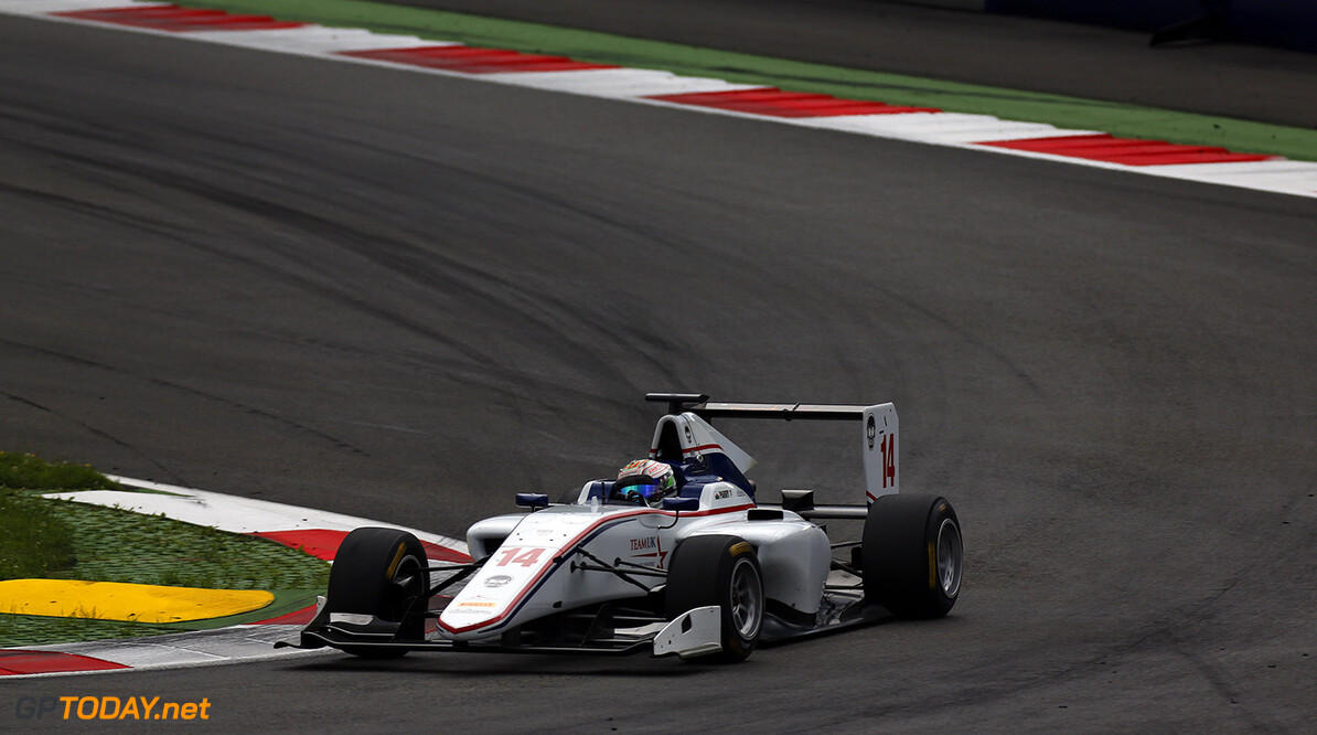 Matthew Parry wins first GP3 race