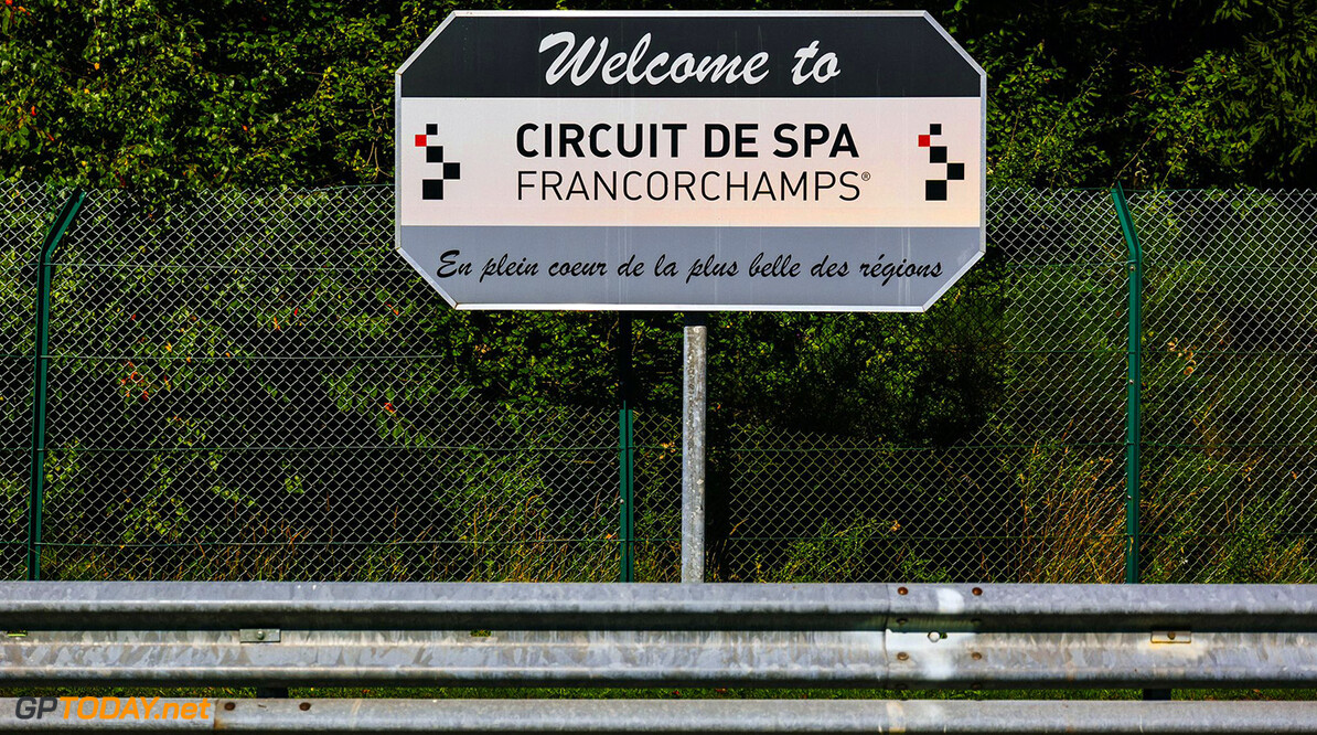 Onderhoud aan pitstraat op Spa-Francorchamps