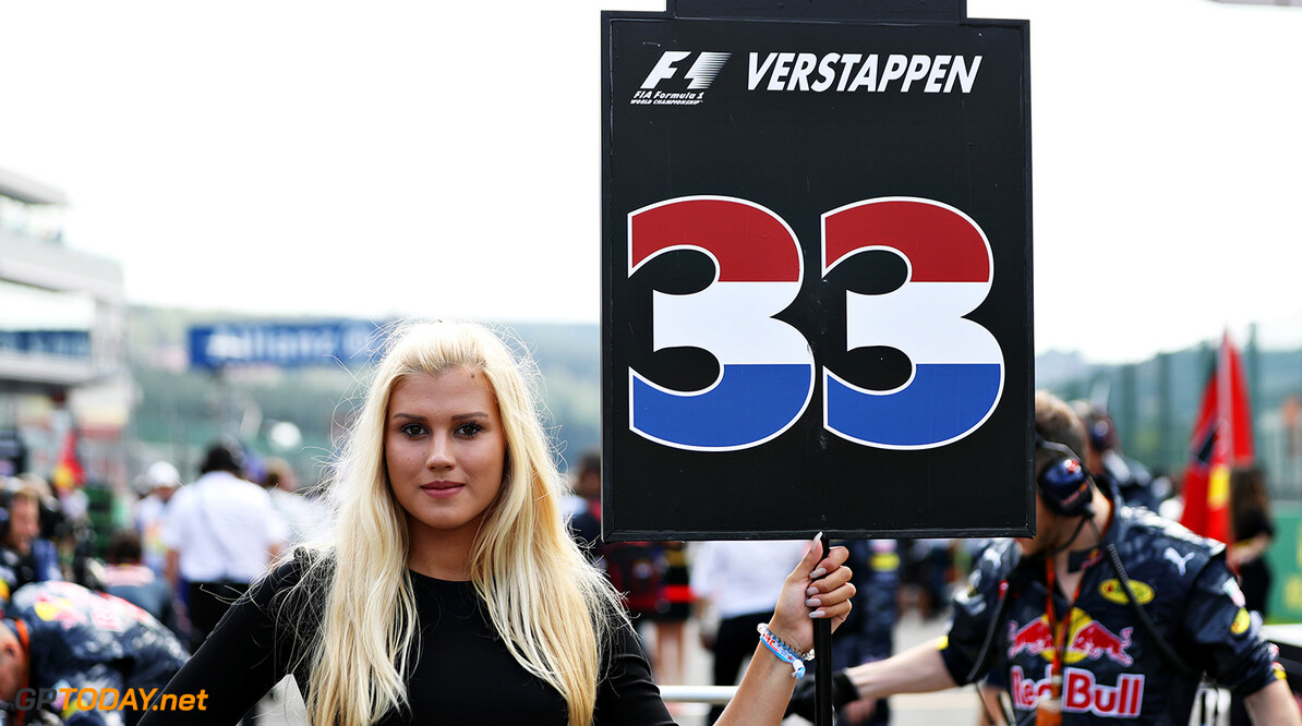 SPA, BELGIUM - AUGUST 28: The grid girl of Max Verstappen of Netherlands and Red Bull Racing on the grid before the Formula One Grand Prix of Belgium at Circuit de Spa-Francorchamps on August 28, 2016 in Spa, Belgium  (Photo by Mark Thompson/Getty Images) // Getty Images / Red Bull Content Pool  // P-20160828-01676 // Usage for editorial use only // Please go to www.redbullcontentpool.com for further information. // 
F1 Grand Prix of Belgium
Mark Thompson
Spa
Belgium

P-20160828-01676