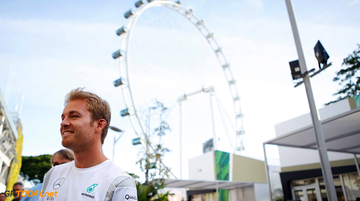 Knappe inhaalrace levert Nico Rosberg derde plaats op