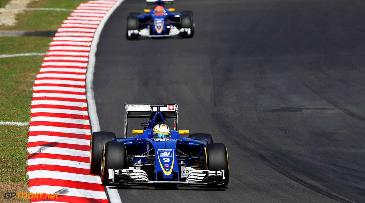 Sauber set to retain drivers