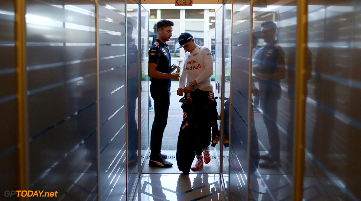 AUSTIN, TX - OCTOBER 21:  Max Verstappen of Netherlands and Red Bull Racing waits at the back of the garage during practice for the United States Formula One Grand Prix at Circuit of The Americas on October 21, 2016 in Austin, United States.  (Photo by Lars Baron/Getty Images) // Getty Images / Red Bull Content Pool  // P-20161022-00151 // Usage for editorial use only // Please go to www.redbullcontentpool.com for further information. // 
F1 Grand Prix of USA - Practice
Lars Baron
Austin
United States

P-20161022-00151