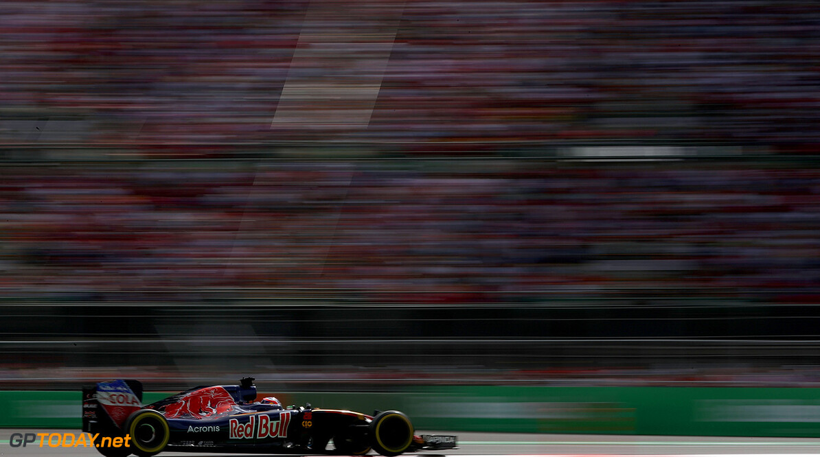 MEXICO CITY, MEXICO - OCTOBER 30:  Daniil Kvyat of Russia driving the (26) Scuderia Toro Rosso STR11 Ferrari 060/5 turbo on track during the Formula One Grand Prix of Mexico at Autodromo Hermanos Rodriguez on October 30, 2016 in Mexico City, Mexico.  (Photo by Lars Baron/Getty Images) // Getty Images / Red Bull Content Pool  // P-20161030-00823 // Usage for editorial use only // Please go to www.redbullcontentpool.com for further information. // 
F1 Grand Prix of Mexico
Lars Baron
Mexico City
Mexico

P-20161030-00823