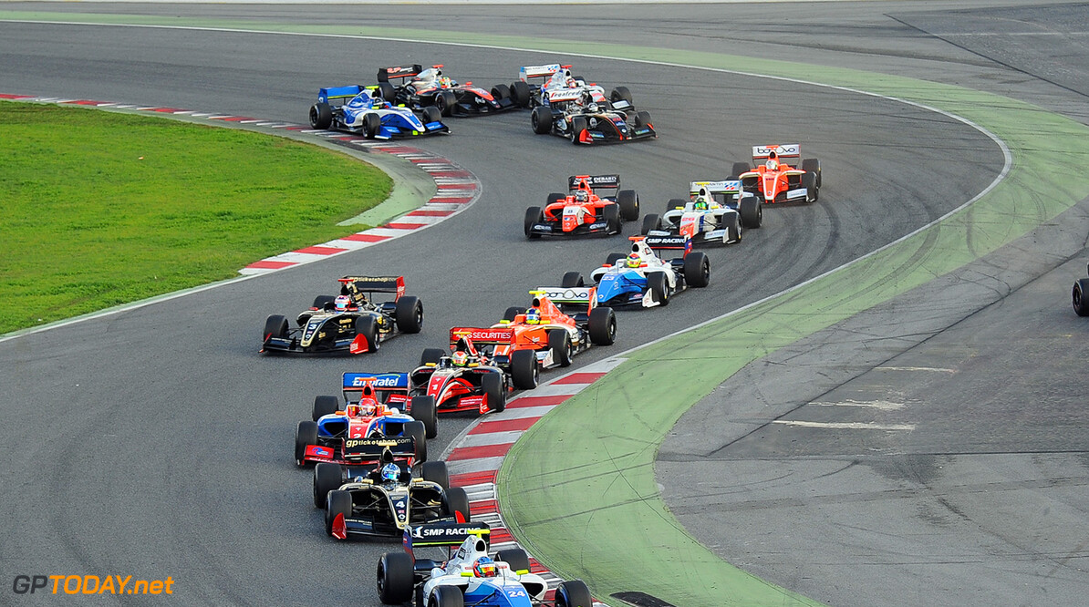 Fittipaldi wint openinsrace Formule V8-seizoen 2017