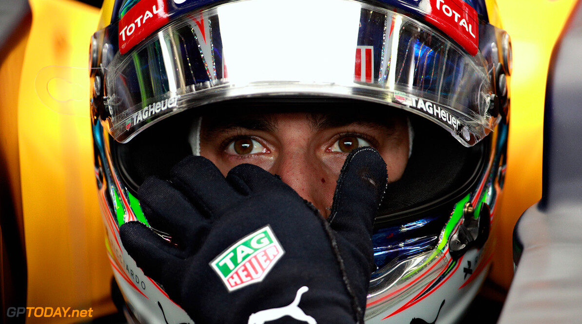 SAO PAULO, BRAZIL - NOVEMBER 13:  Daniel Ricciardo of Australia and Red Bull Racing sits in his car during the Formula One Grand Prix of Brazil at Autodromo Jose Carlos Pace on November 13, 2016 in Sao Paulo, Brazil.  (Photo by Adam Pretty/Getty Images) // Getty Images / Red Bull Content Pool  // P-20161113-00881 // Usage for editorial use only // Please go to www.redbullcontentpool.com for further information. // 
F1 Grand Prix of Brazil
Adam Pretty
Sao Paulo
Brazil

P-20161113-00881